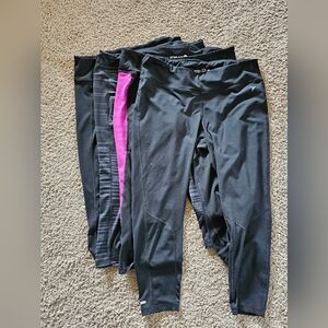 Lot of 4 Old navy Active leggings size XL